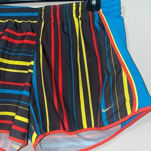 Dri-fit Nike shorts - Picture 3 of 5